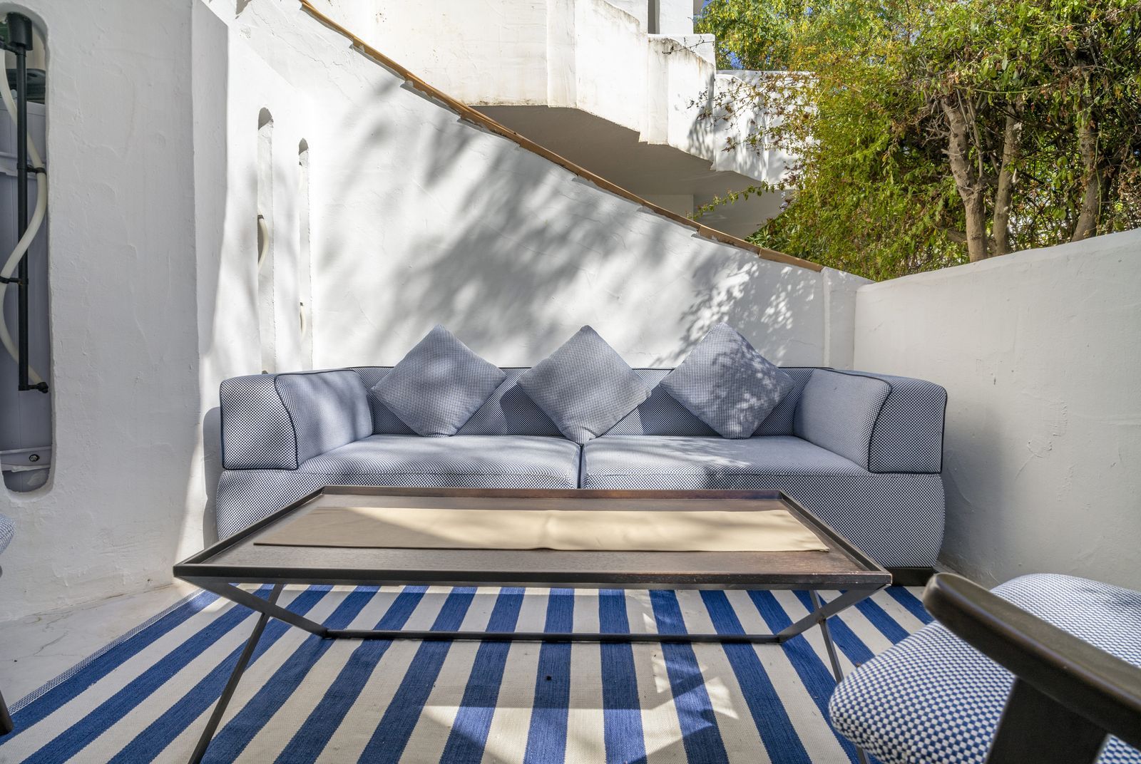 0240242b5f90e1cb360ca5a356d896e3 - 14