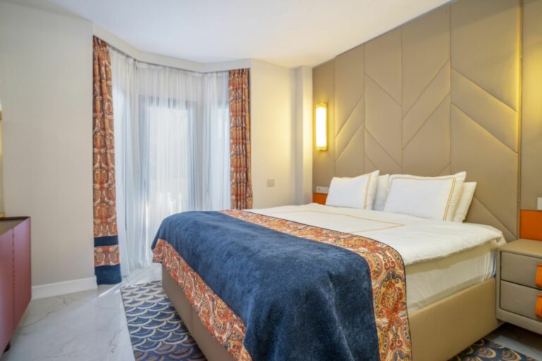 0240242b5f90e1cb360ca5a356d896e3 - 16