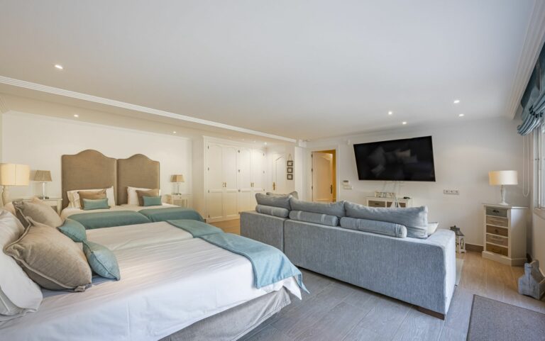 036b09b04a0ecb6d65833714f4a0b516 - 16