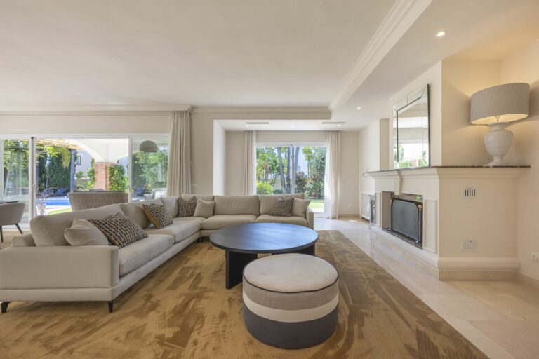 036b09b04a0ecb6d65833714f4a0b516 - 3