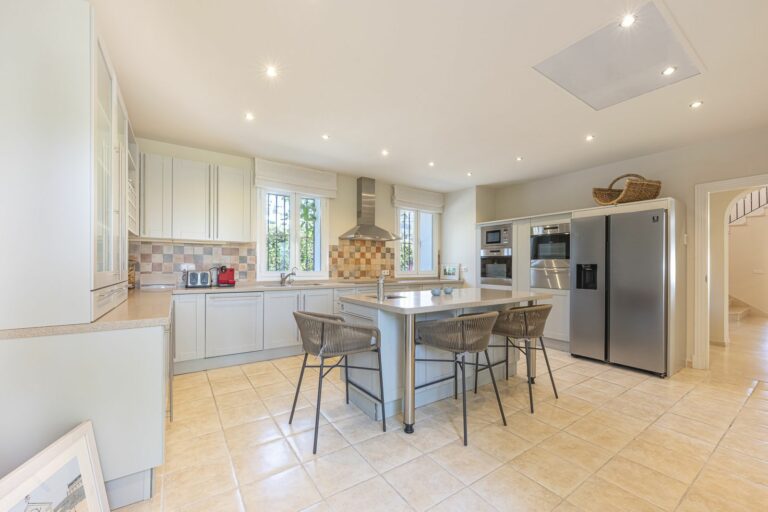 036b09b04a0ecb6d65833714f4a0b516 - 7