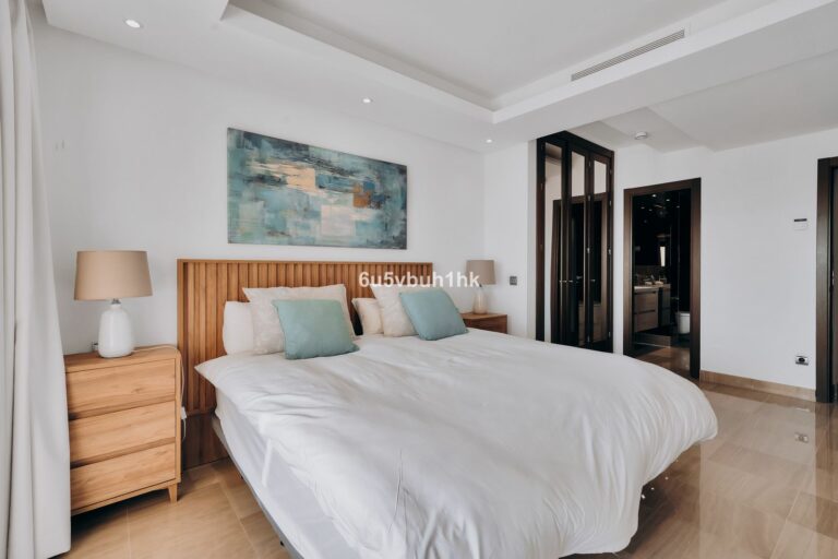 08cf2b3f87206e8c8d0283ba35f26ef2 - 14