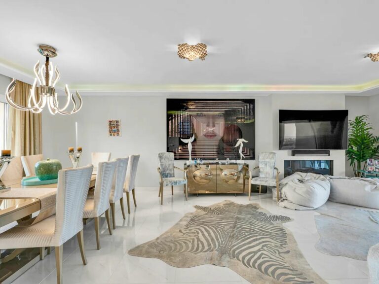 0943231c6b170b56e0c2edaa22467261 - 5