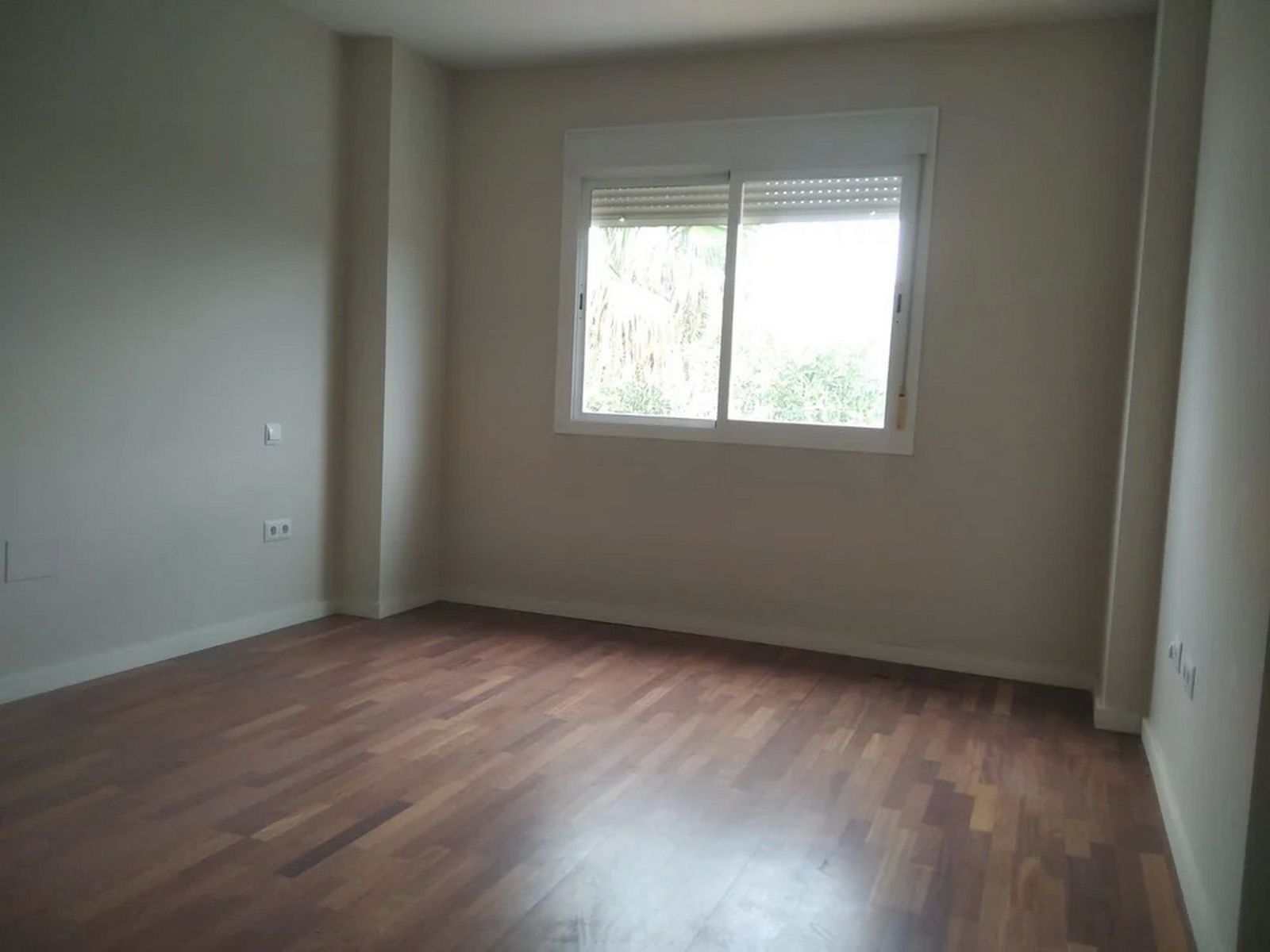 0b2f261766bfaff45bdb7605a73f7995 - 15