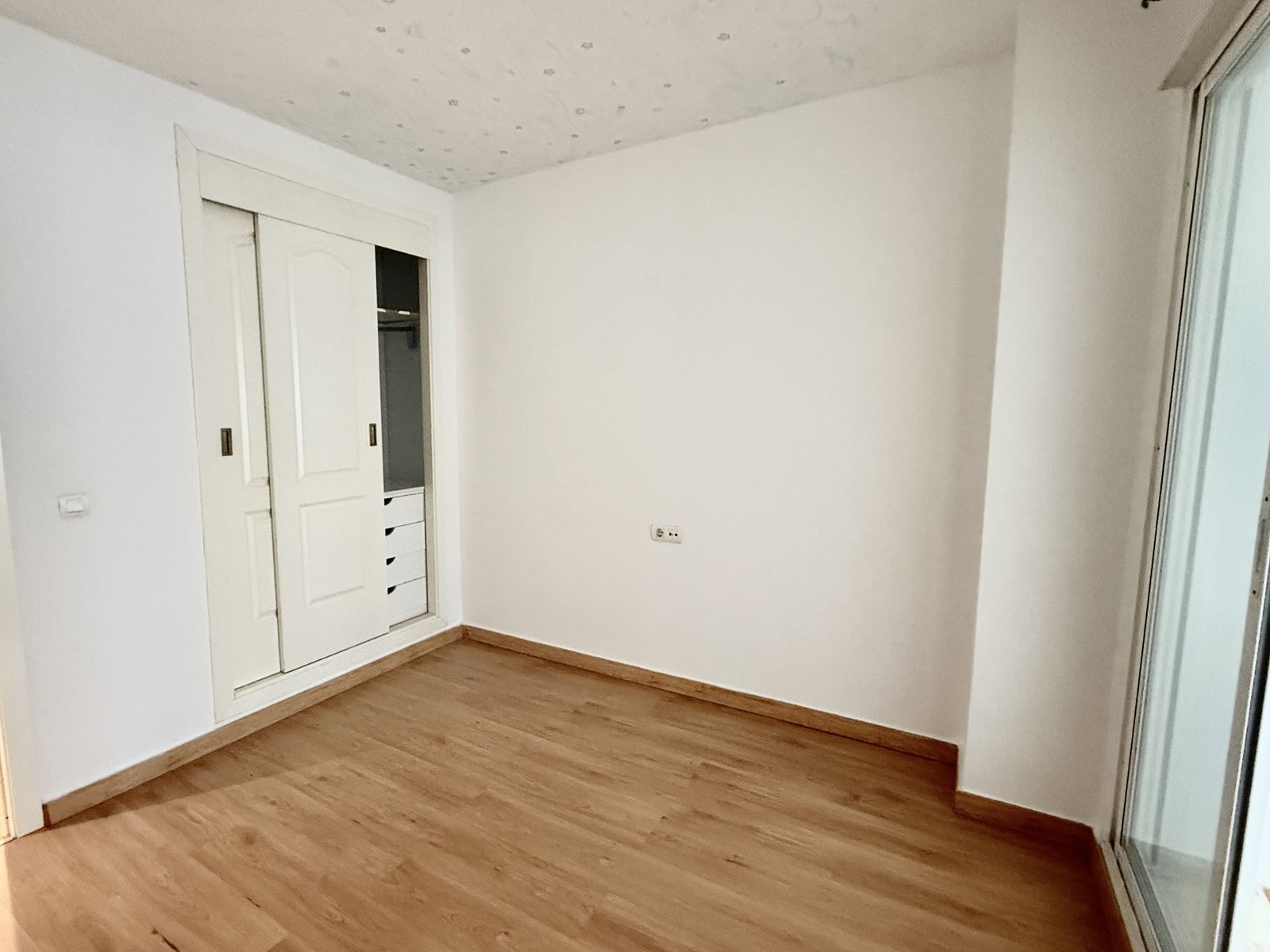 1300b8fbf5e1a5d45d5de415d3e40421 - 13