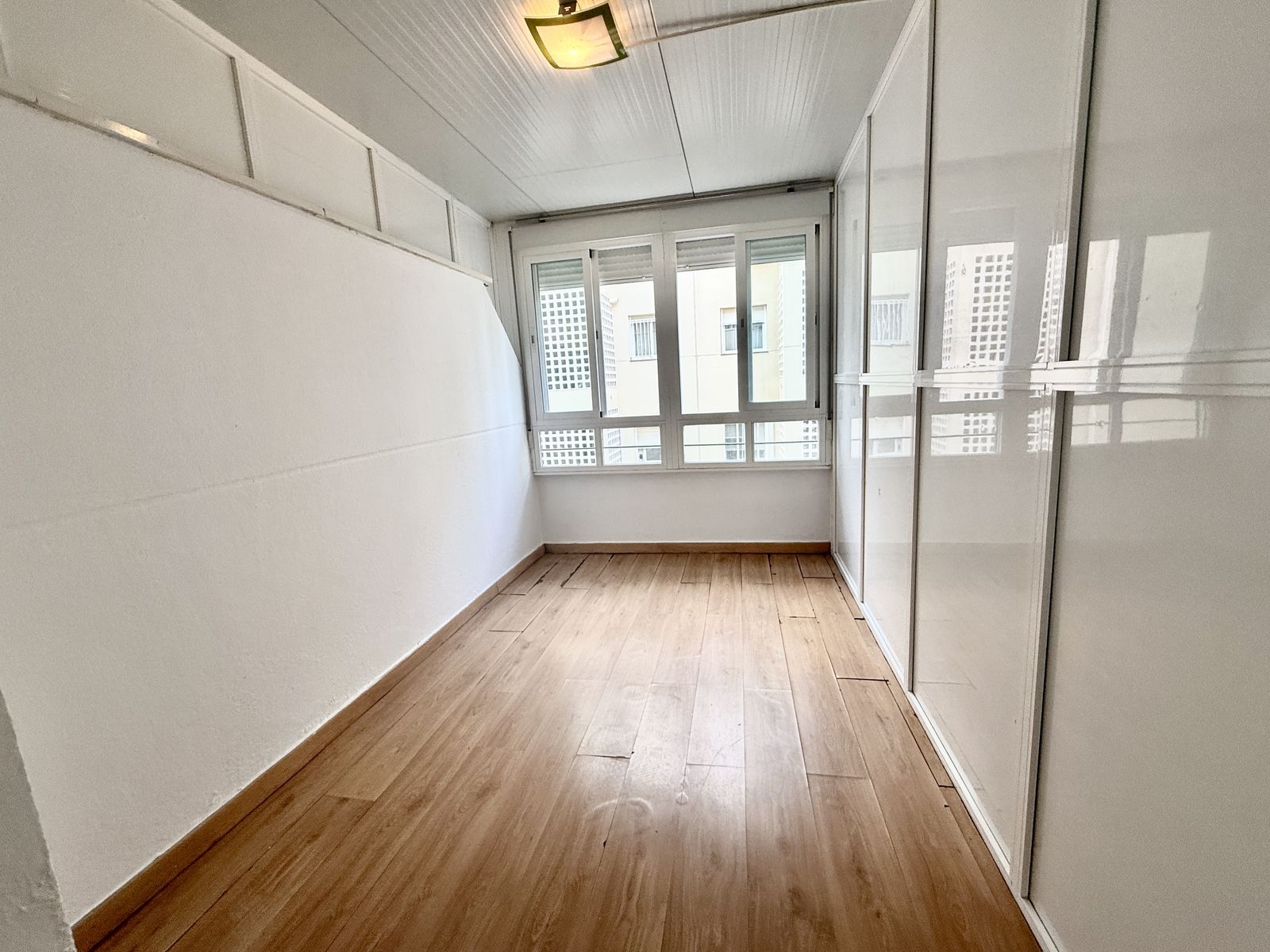 1300b8fbf5e1a5d45d5de415d3e40421 - 14