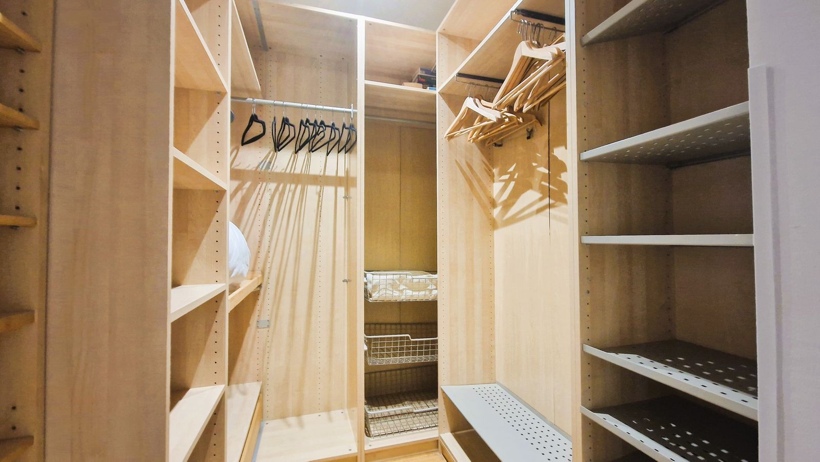 13d12f33216af22d3c7e573f518a6ace - 10