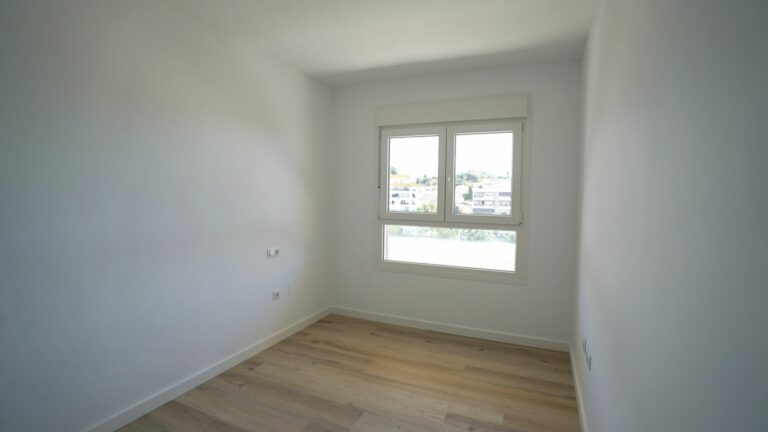 1480b744b3166f5fa5ddfd4bc275e483 - 14