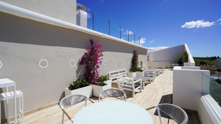 1480b744b3166f5fa5ddfd4bc275e483 - 15