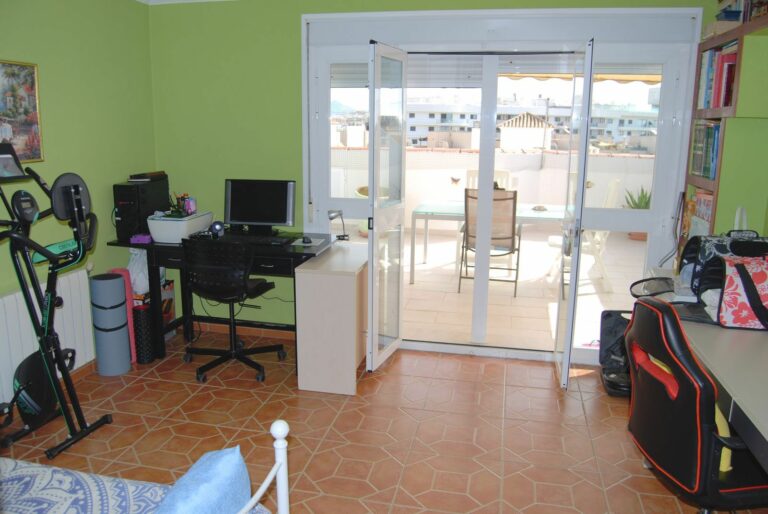 150b5f9e3df5c3f8006f42257aac77a9 - 10