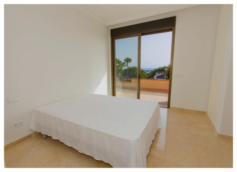 1553d4ac0f23defab21b32112d4d4016 - 11