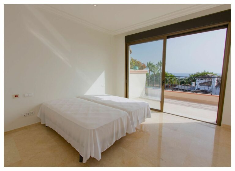 1553d4ac0f23defab21b32112d4d4016 - 13