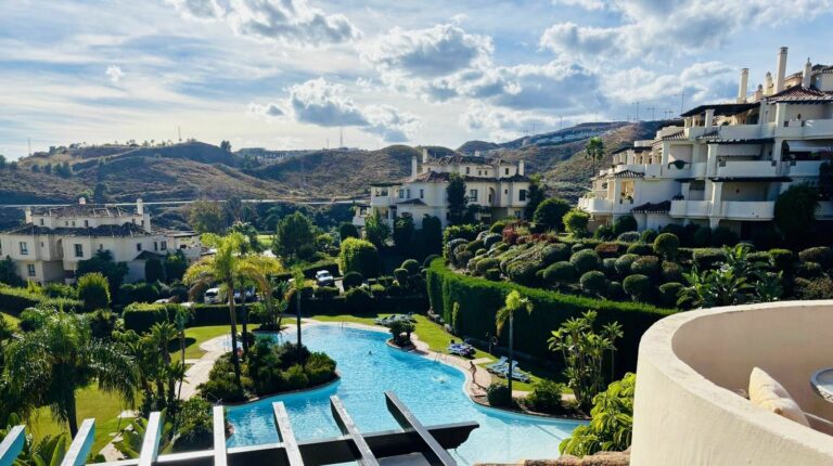 17eaedcead1a494f20cd578056116b3f - 8