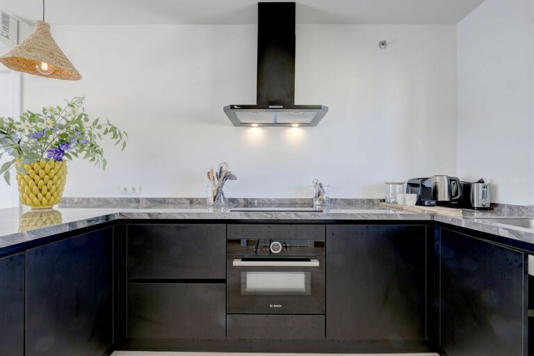 18103b9e776009f546cda4696eb7dd43 - 16