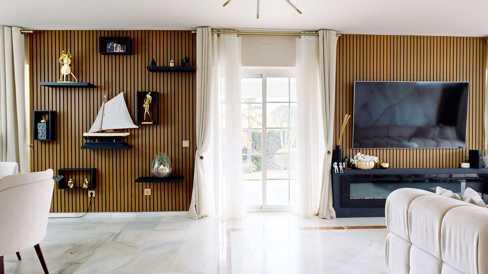 1aa7b76d8d1d578996a904d80de89c9c - 15