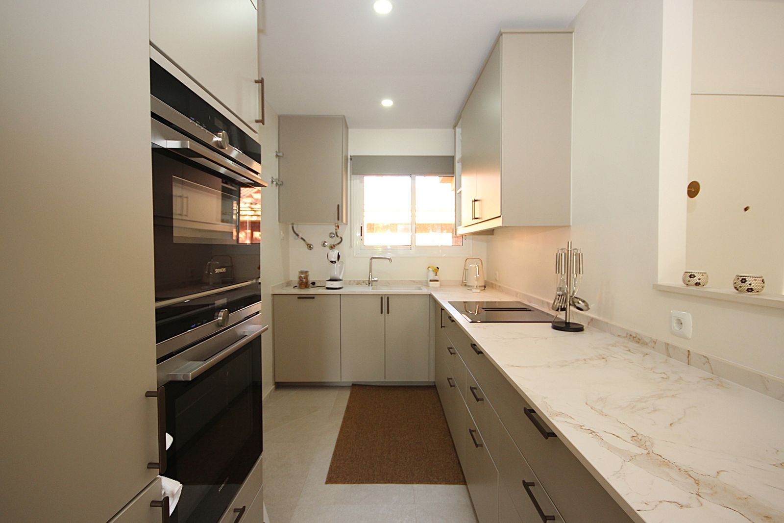 1ae643834a8d34a2da06eec7baa14174 - 10