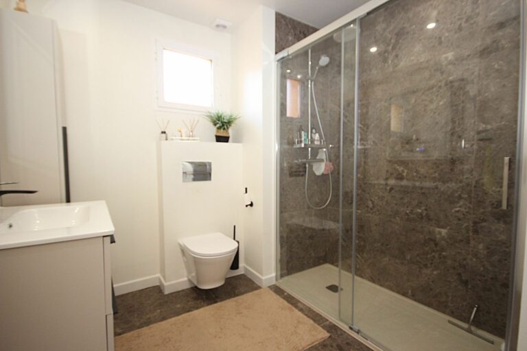 1ae643834a8d34a2da06eec7baa14174 - 15