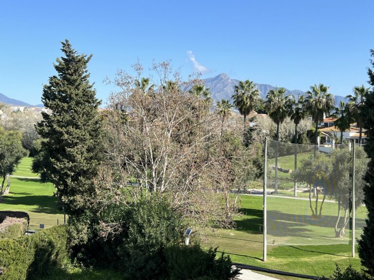 1e32dd5dbc9b059c2e7233a64dee899e - 5