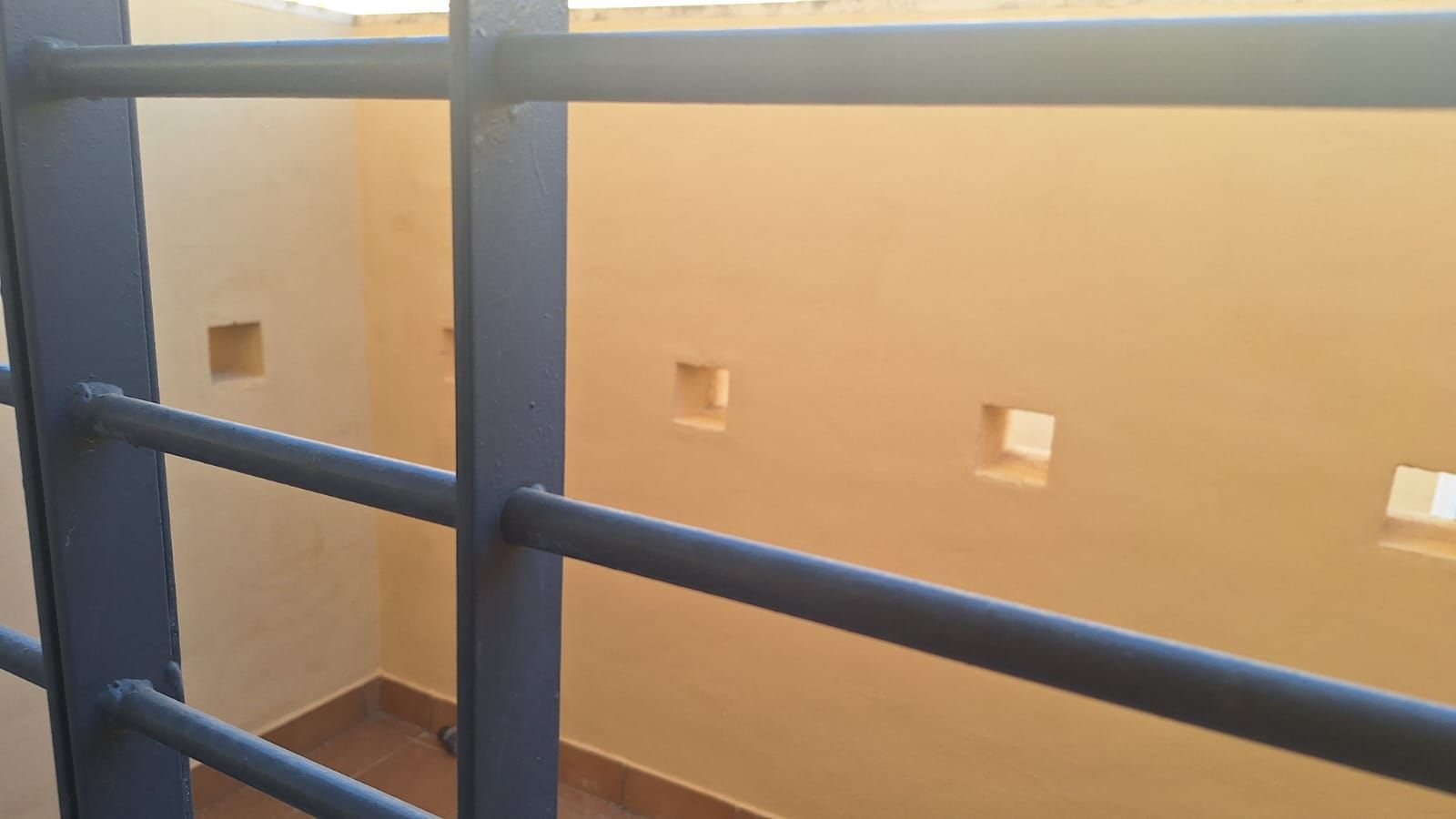 1edc3d5458c11b0635891d3548b7db1e - 10