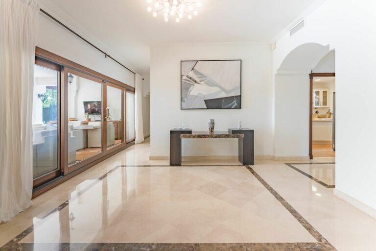 20a756f35fd7343325724ccba3246155 - 12