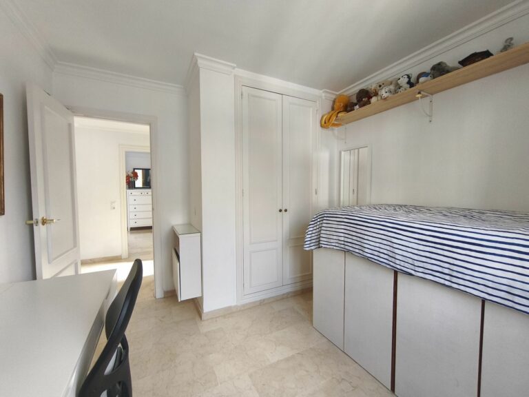 210b2ebfd141e02b42b1c3211d09ae0d - 15