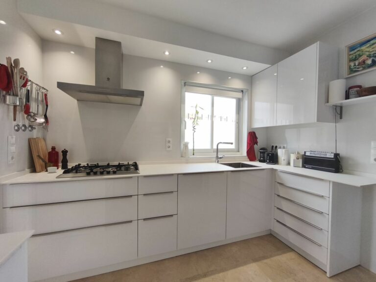 210b2ebfd141e02b42b1c3211d09ae0d - 8