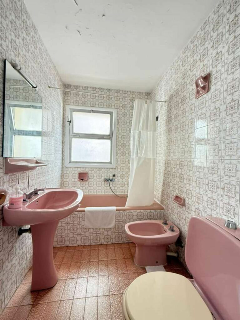 234a90b879f83078efbf2e69786dc32a - 13