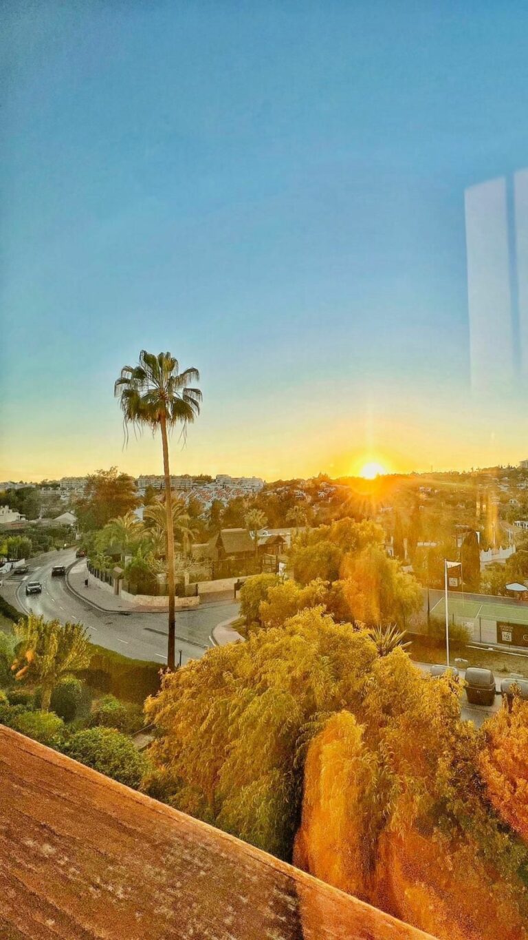 26eb24fdca342437335849adc563012c - 6