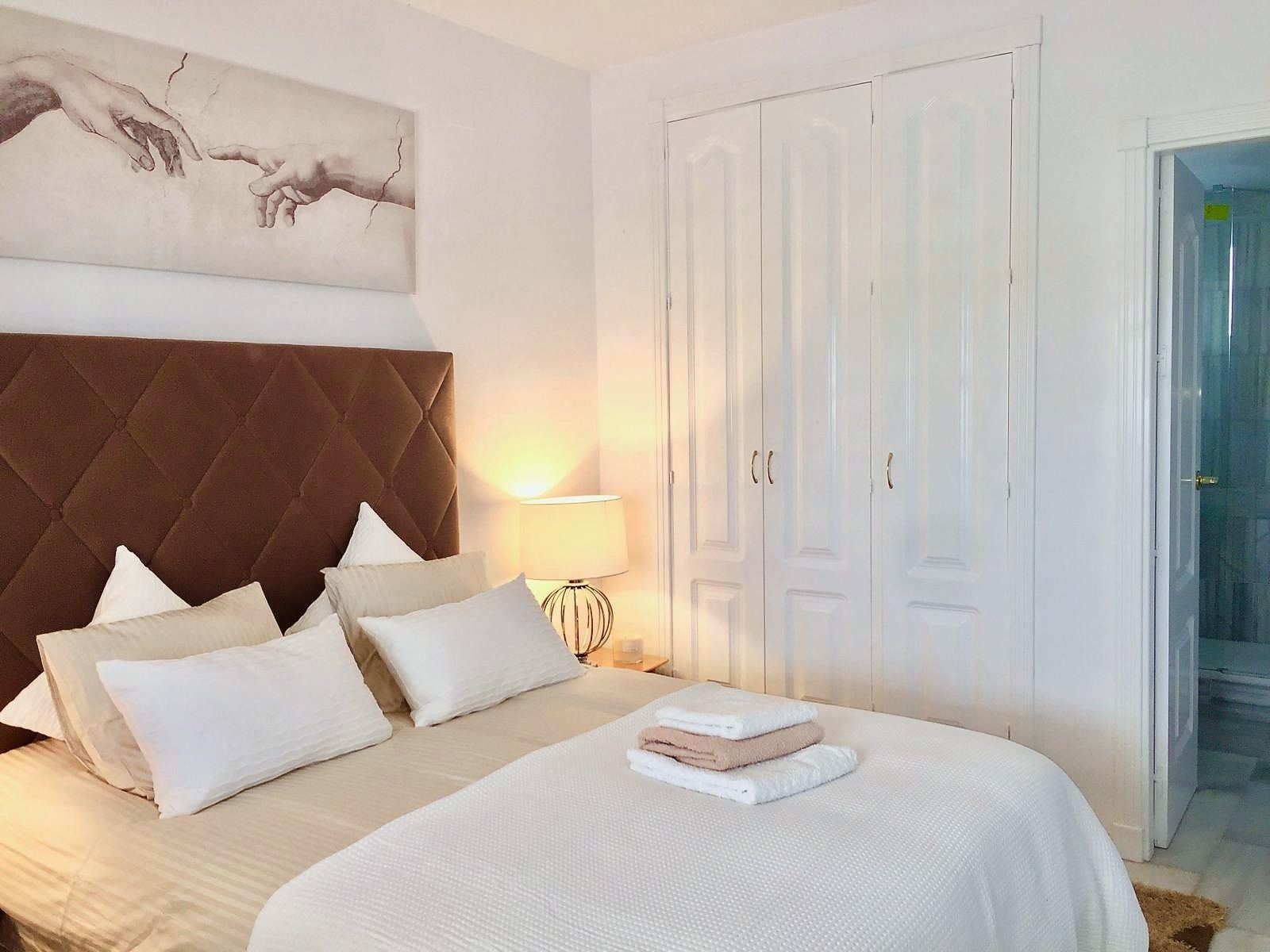 2ac7995e235bdb3b81555f395b202af9 - 12