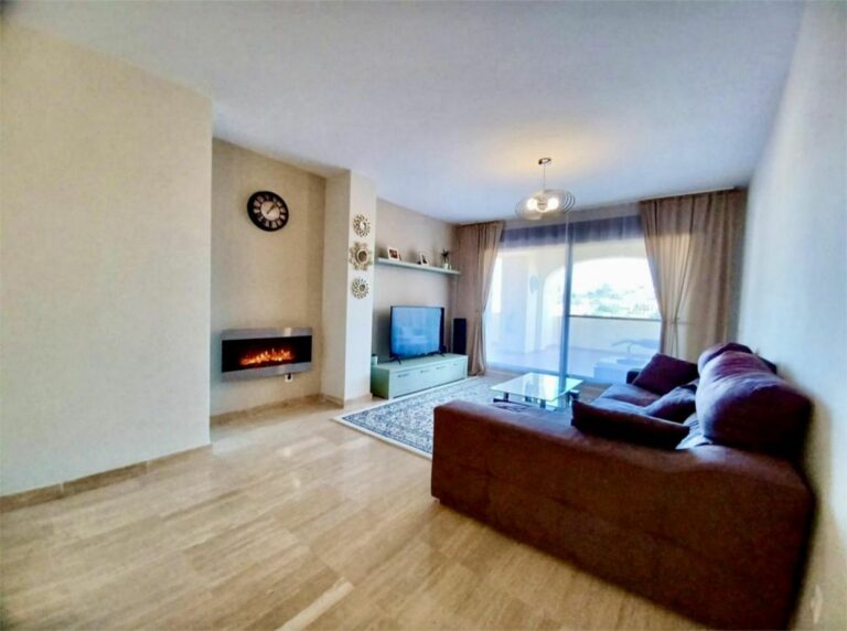 2fbd9141defe54a50f5c54ad9297f1b8 - 2