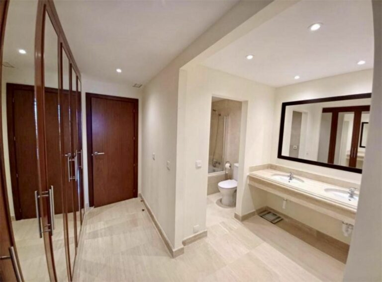 2fbd9141defe54a50f5c54ad9297f1b8 - 6