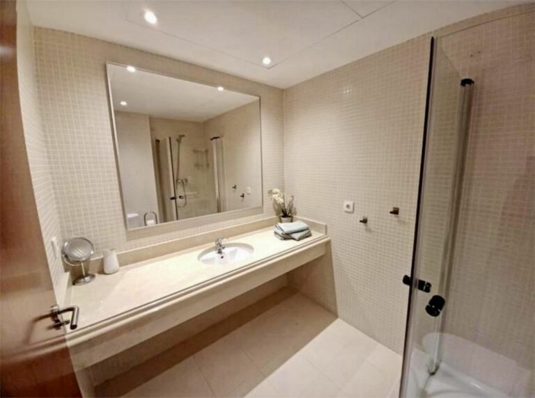 2fbd9141defe54a50f5c54ad9297f1b8 - 7