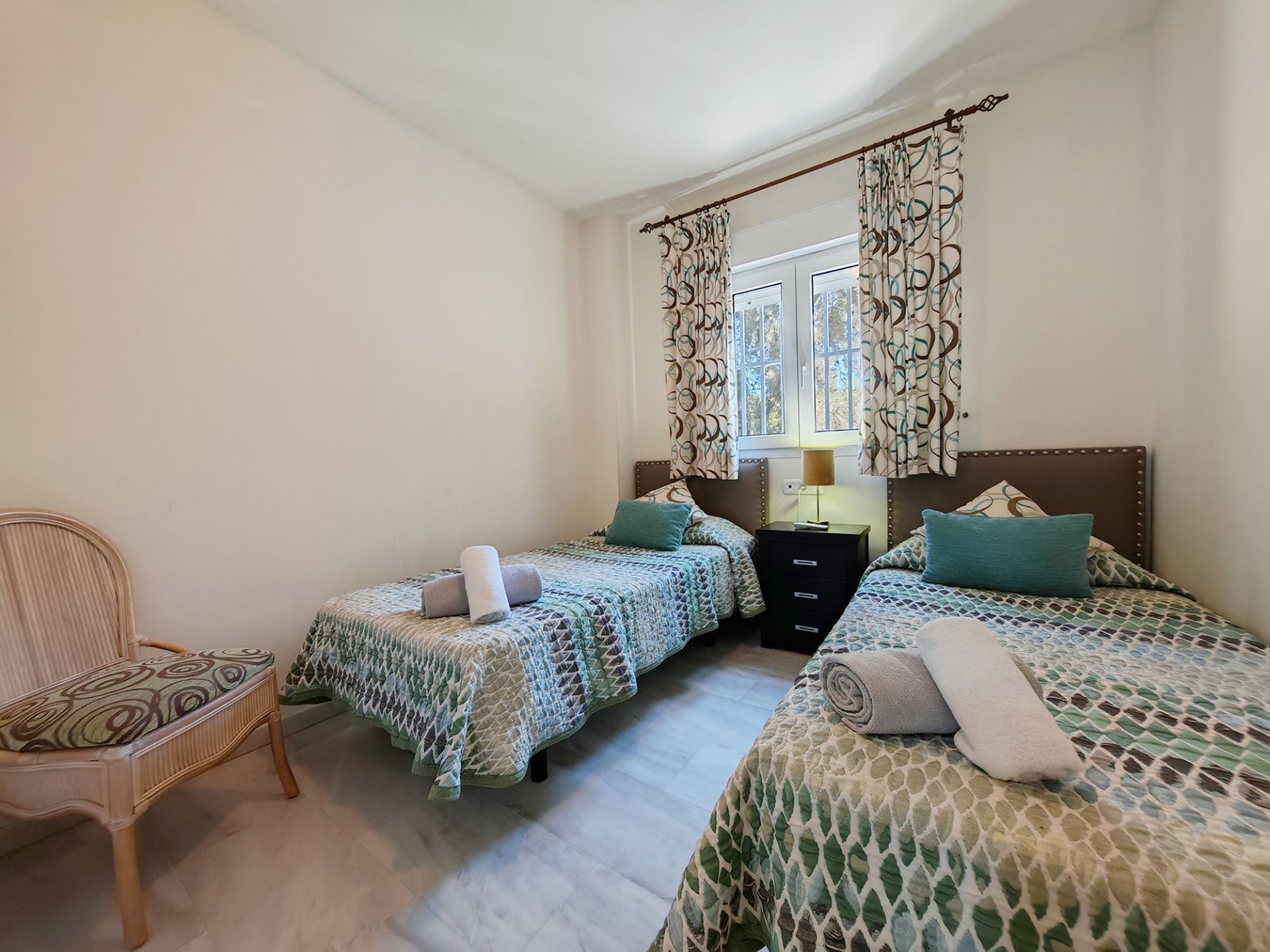 3167111943b9cba49cac01e714747ae9 - 12