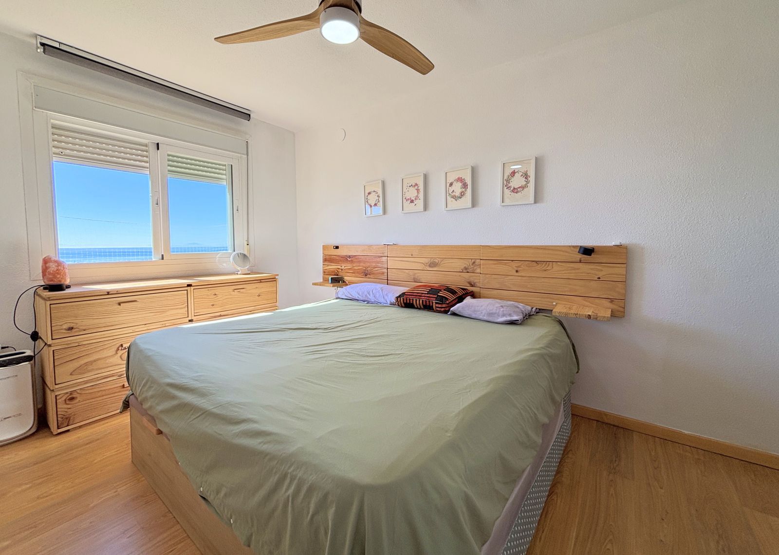 333065cae973fef5659847d5a9470905 - 12