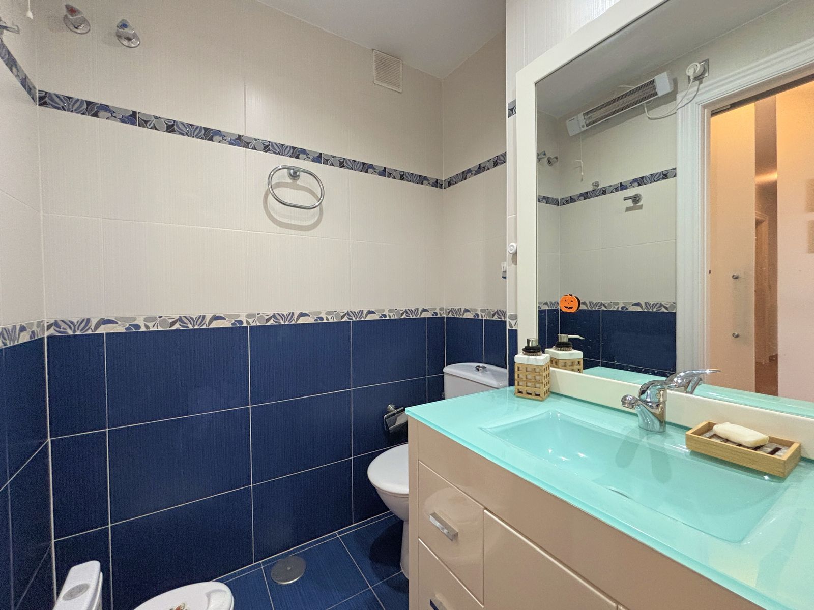 333065cae973fef5659847d5a9470905 - 16