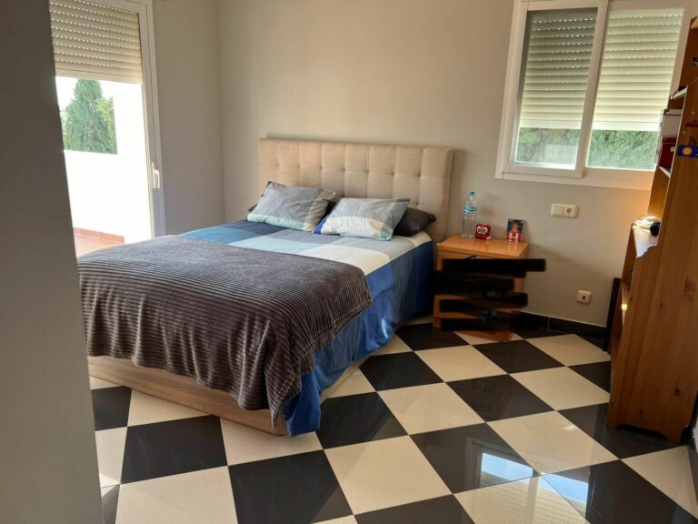 333c0471d8a8dd26103ff2e9fa5b0bc0 - 10