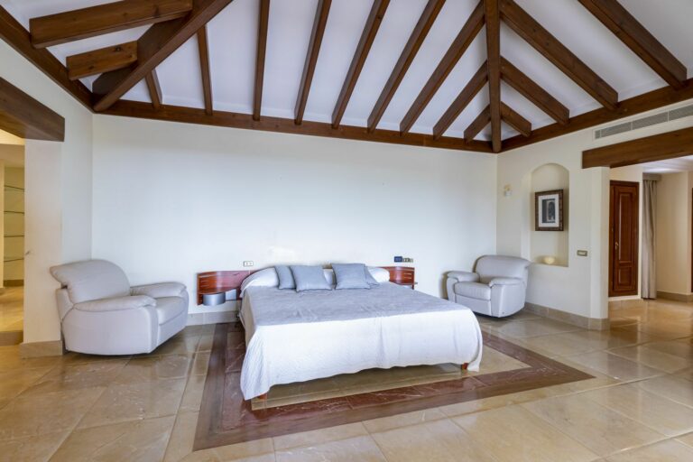 33d739a6537459cddfa71b7c4e7077c4 - 15