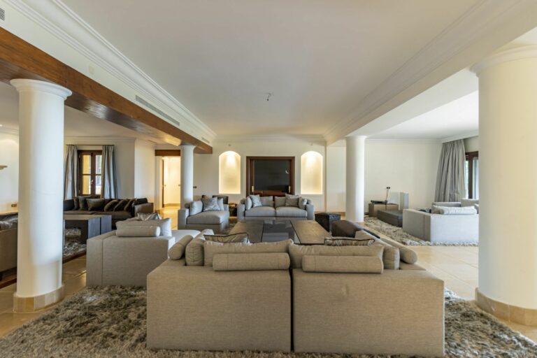 33d739a6537459cddfa71b7c4e7077c4 - 7