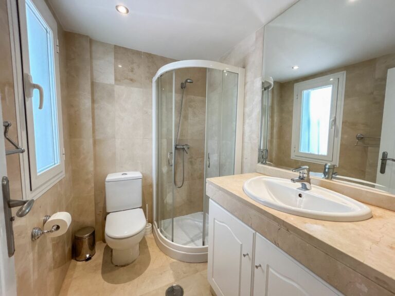 34a0192d60b0e99a8b5ab7bfca504846 - 16