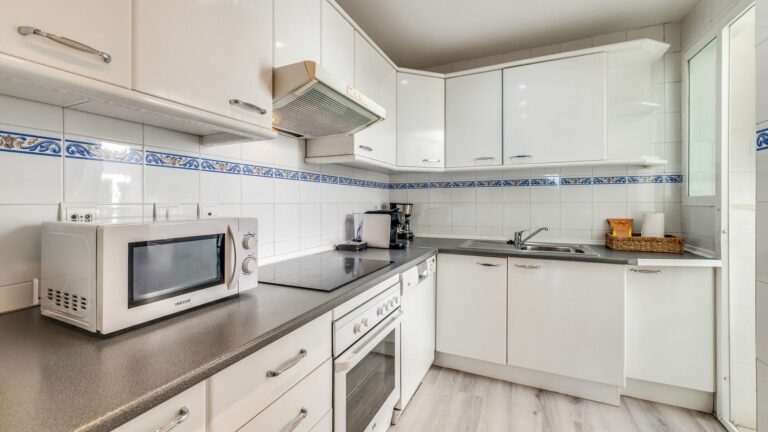 373caafde7799ece79c073935fc47d26 - 7