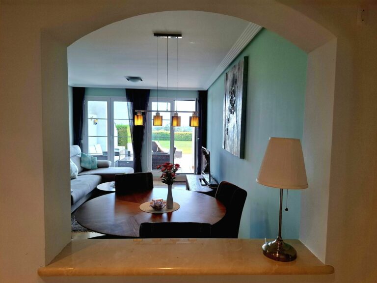 37bf9773df5468d9eeb4e19025b184fd - 3