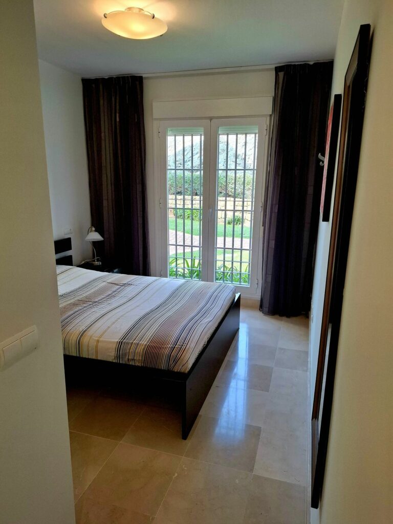 37bf9773df5468d9eeb4e19025b184fd - 9