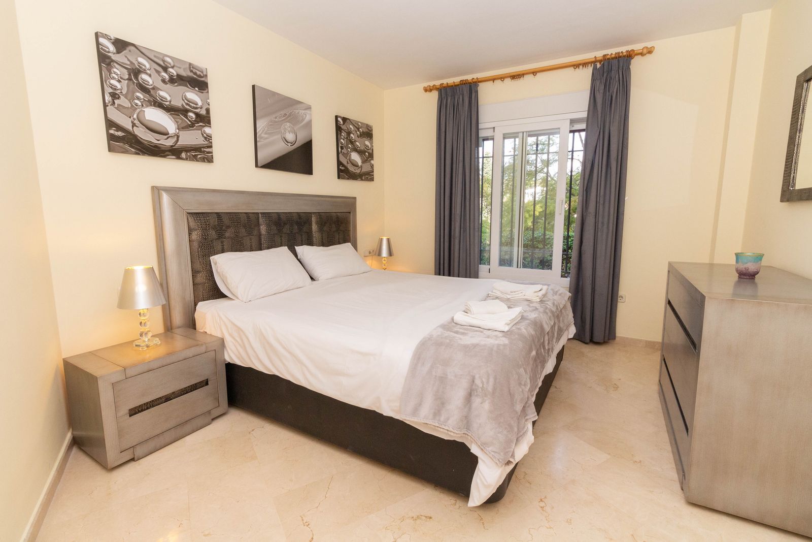 3d47c8a1cdae5b42e2064ec02a210675 - 14