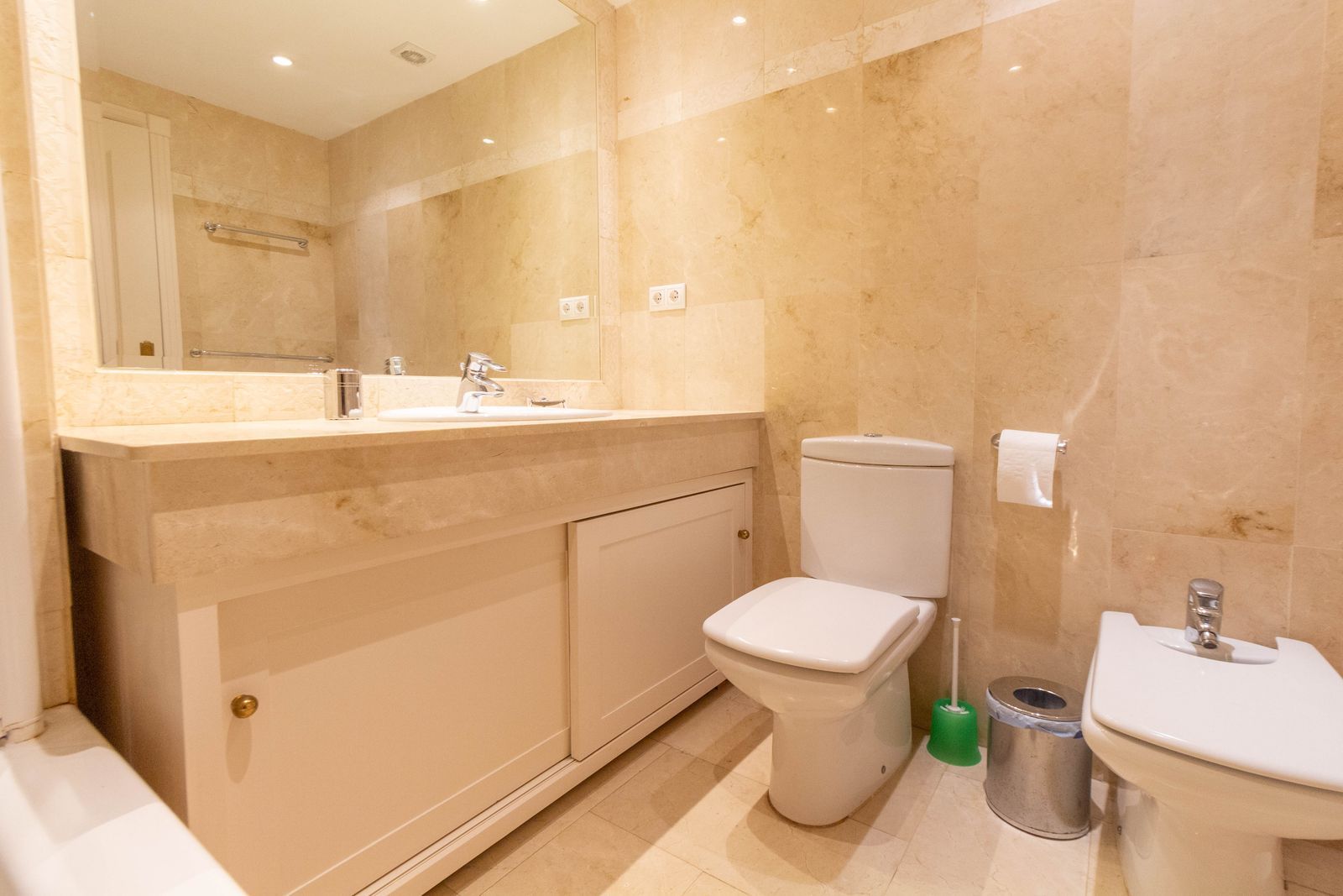 3d47c8a1cdae5b42e2064ec02a210675 - 15