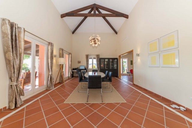 3db2645390c26a33bd710f59cfc7a479 - 6