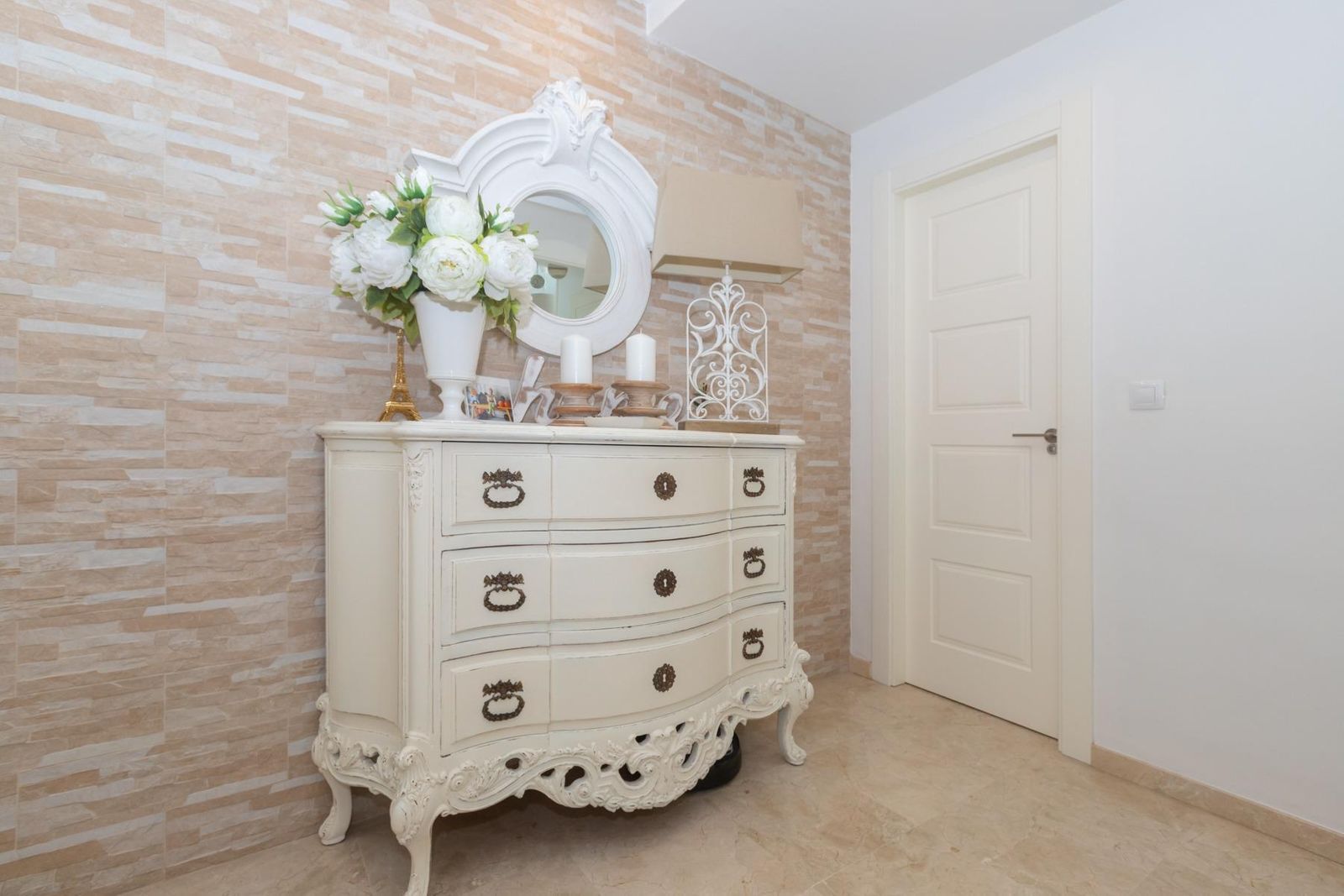 3e8cb46af6efe4a2bf7c864cc8465e8c - 4