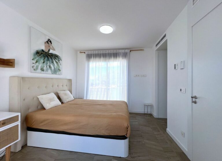 41b0999f9d5ebca3049ac4217ecc1282 - 12