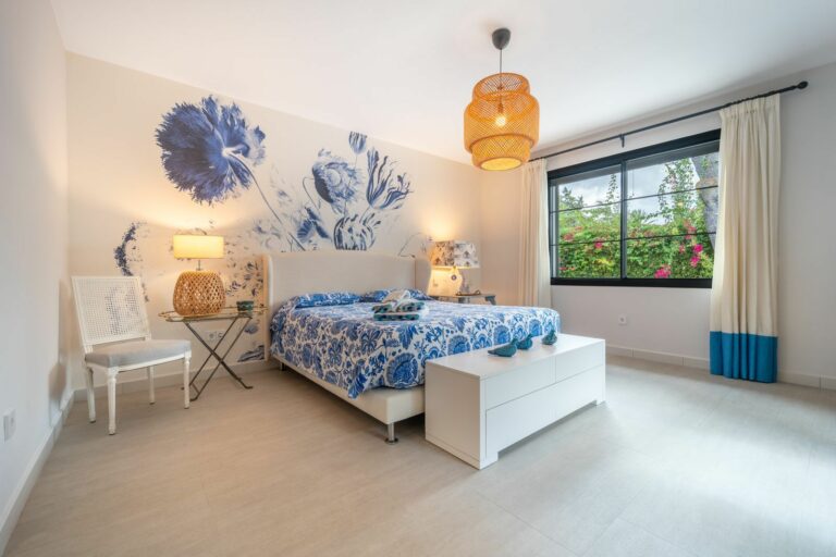 42e9a510567858c381d807a321b942d1 - 12