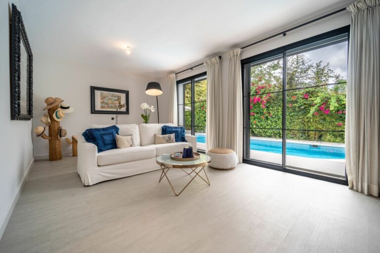 42e9a510567858c381d807a321b942d1 - 7