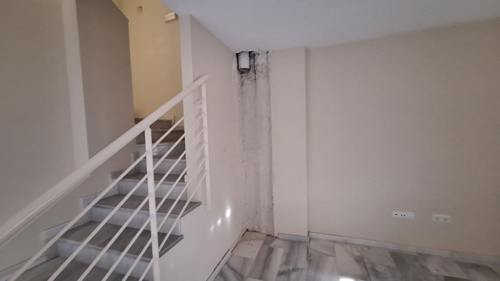 45d2f51ab6f1e26c057089fe81ec5242 - 11